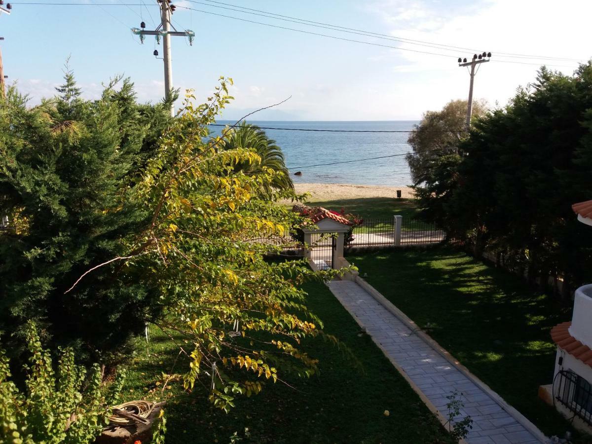 Beach House Villa Néa Mákri Dış mekan fotoğraf
